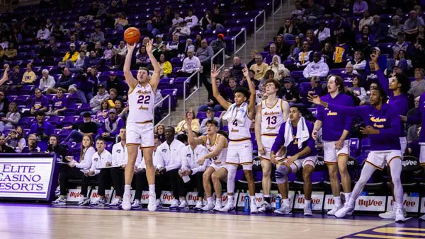 men playing basketball